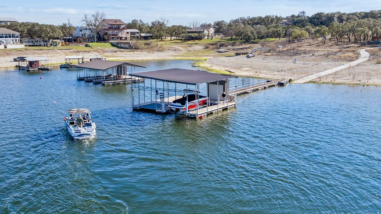 1521 Chipmunk Rd for sale in Austin, TX