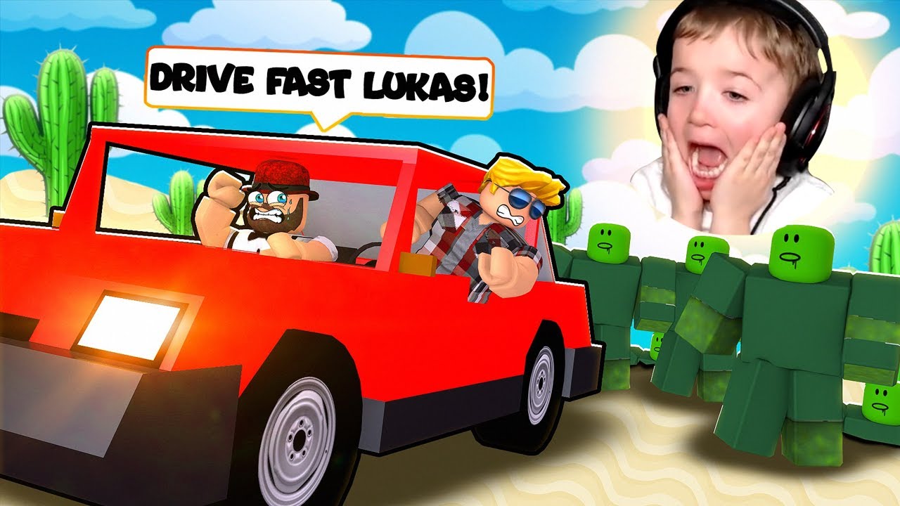 LUKAS & DAD Fixing a Car Before a DUSTY TRIP Adventure in ROBLOX! Blox4Fun Journey Through Desert 🌵
