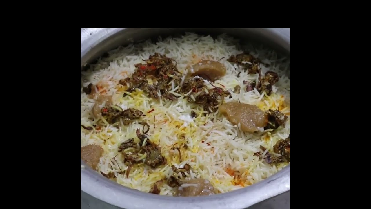 বিরিয়ানি তো অনেক খেয়েছেন একবার এইভাবে খেয়ে দেখুন অন্য বিরিয়নি ভুলে যাবেন | Kachhi biriyani 