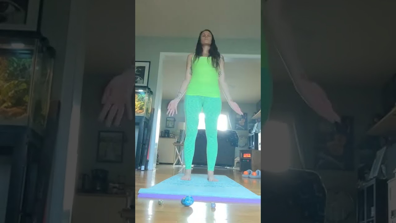 Time lapse of some morning movements with Melissa, Stand Tall Yoga