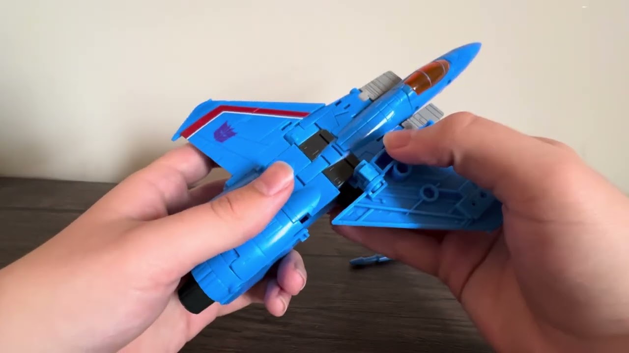 Transformers Studio Series The Transformers: The Movie Thundercracker Review