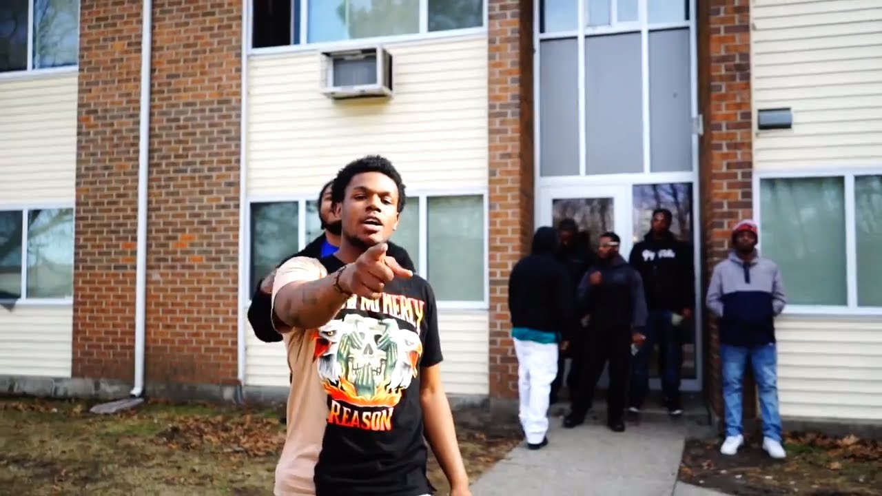 400 DP FT CHUB MILLIE  - ANIT LOOKING BACK