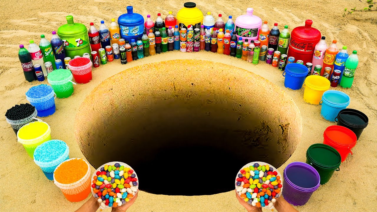 Giant Pepsi, Mirinda, Coca Cola, Fanta, 7up, Mtn Dew, Sodas vs Mentos in the big underground!