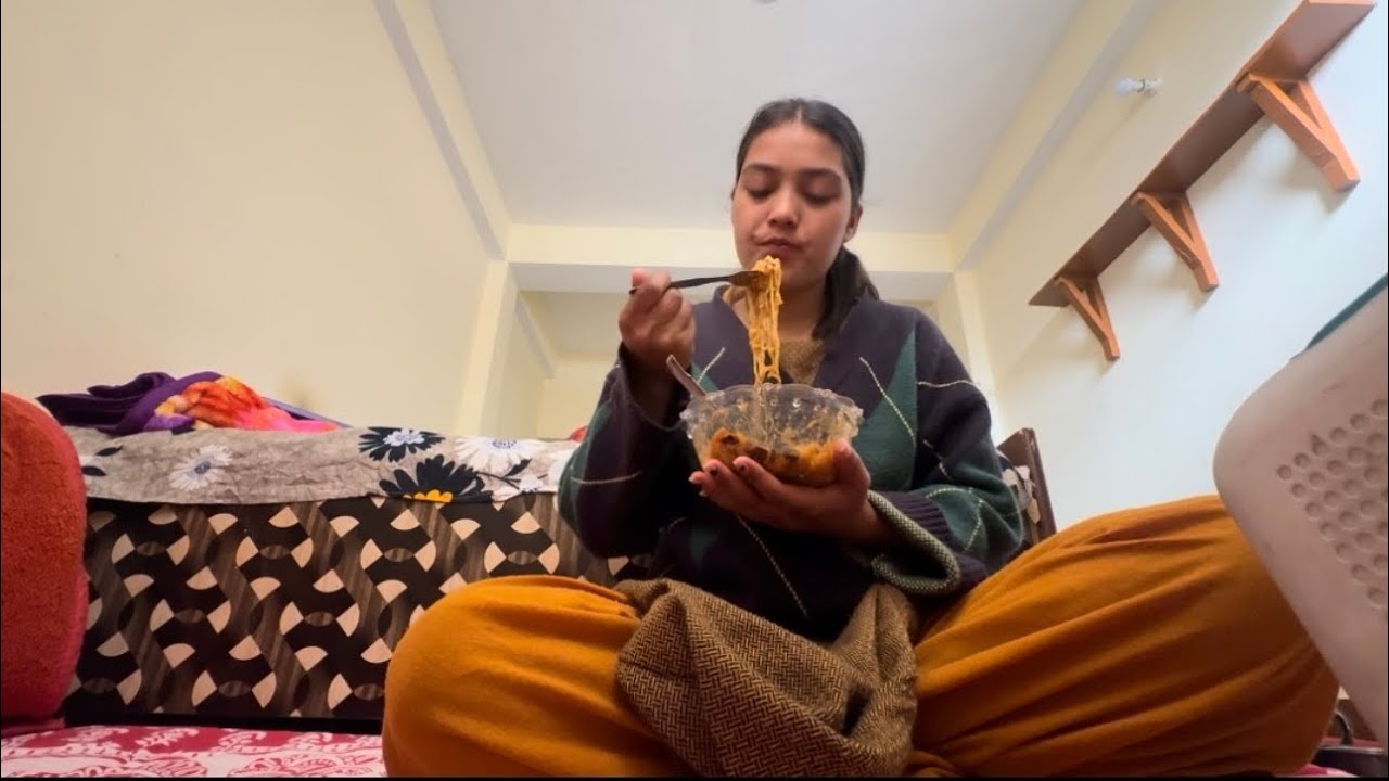 ठंड बहुत हो gyi 😶‍🌫️🌧️⛈️🥶🥶 #vlog #youtubevloggers #vlog #youtubeshorts