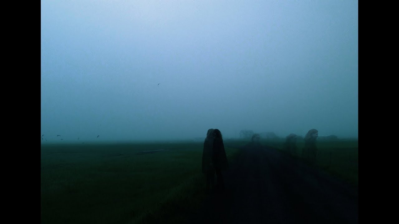 VAR - Steinn vi&eth; stein