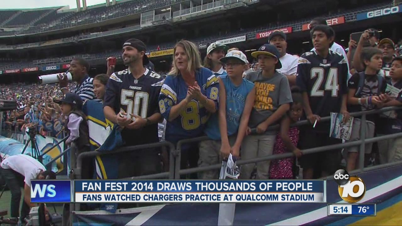Thousands show up for Chargers FanFest at Qualcomm Stadium