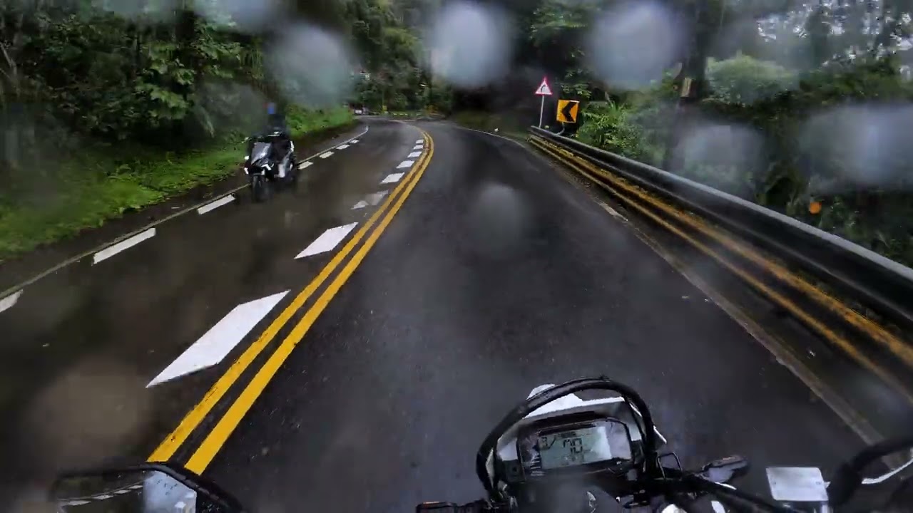 [#00]雨天的自由行者|SUZUKI DR-Z4SM