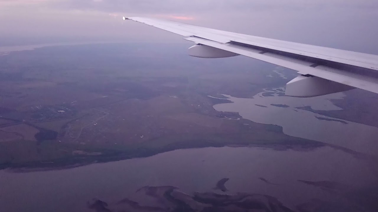 посадка в Казани SSJ-100