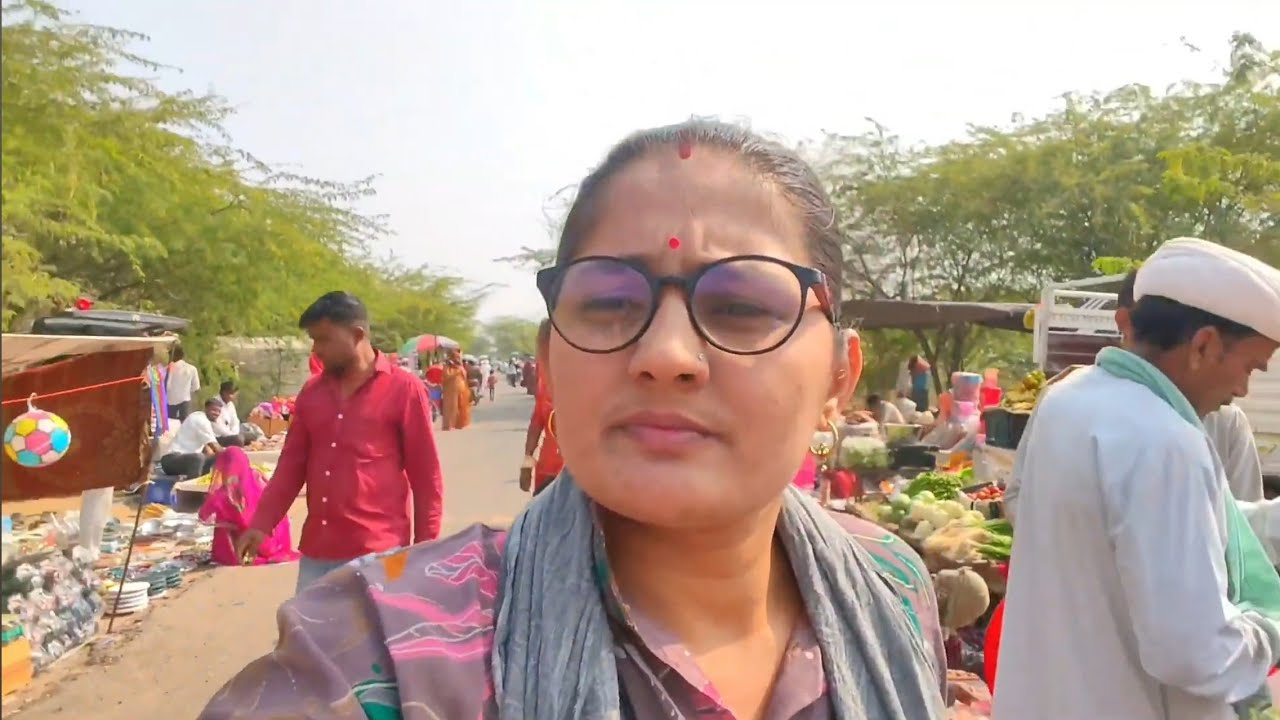 आज हम मंदिर गए और खूब मजे किए 🤩