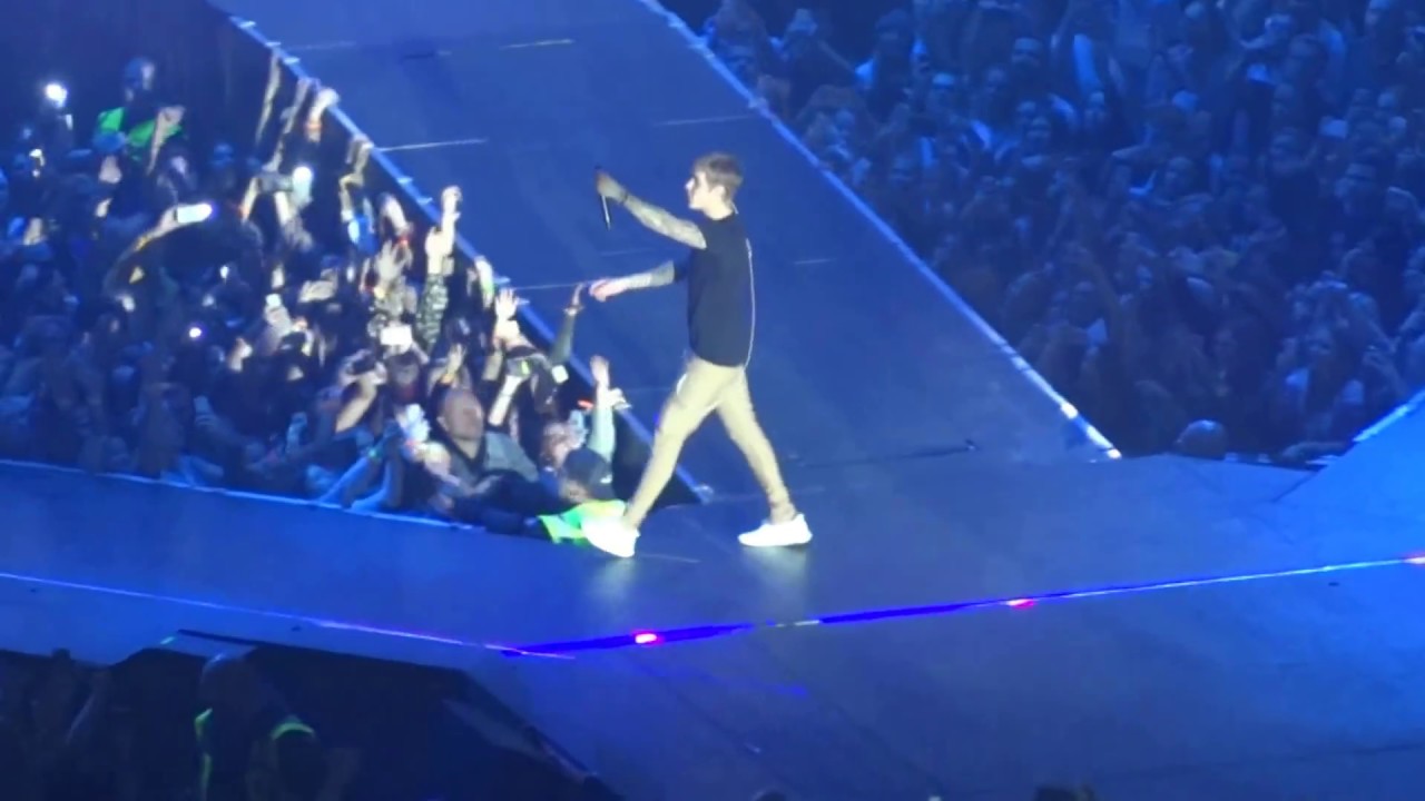 JB LET ME LOVE YOU Purpose World Tour @ O2 Arena Prague [FULL HD]