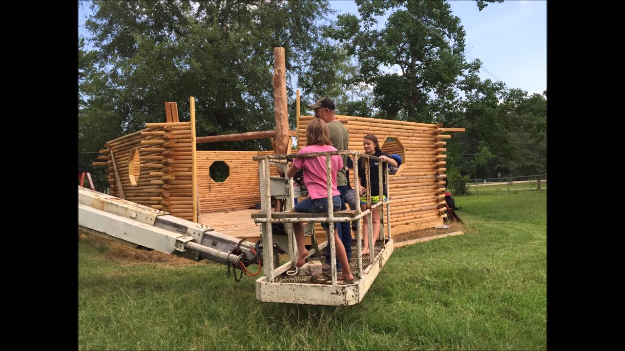 Octagon Log Cabin   Slide Show