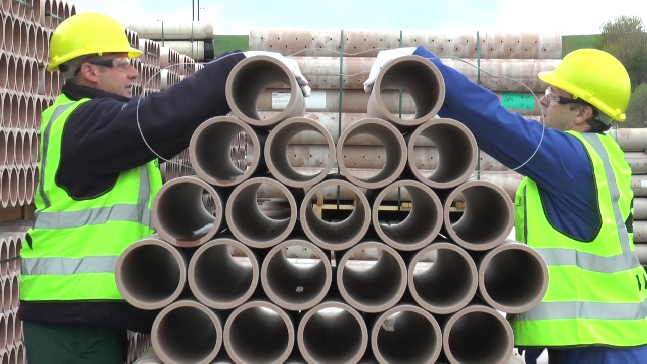 Dismantling a Hepworth Clay pipe pack
