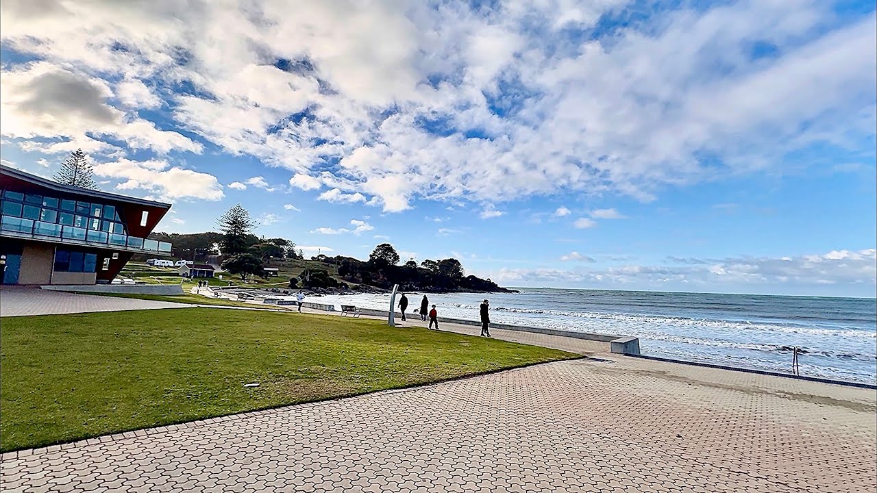 4K Bluff beach Devonport Tasmania Beautiful beach Australia 🇦🇺