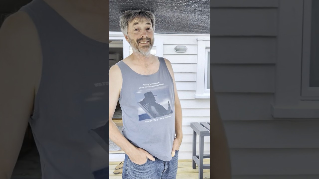 Someone who investigates molten rocks... 🪨🤷‍♂️ 