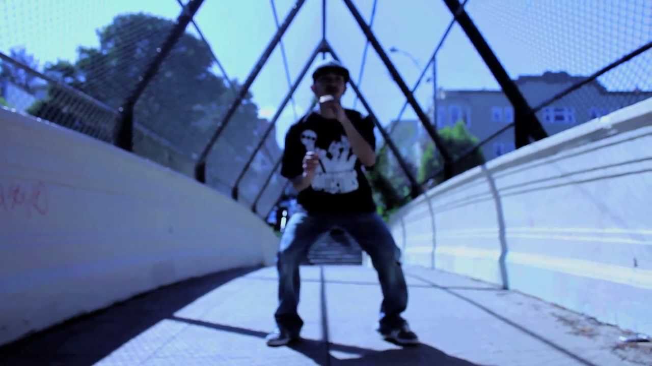 Marty MacFly [MacFleezy] :: SFPSYCHO:: Universal B-Boy Clothing X SlumGods ::
