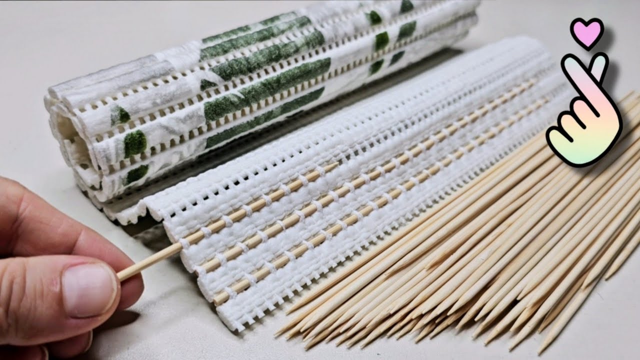Look What I Made By Putting Wooden Sticks On A Bath Mat? Cute Idea! ♻️🥰