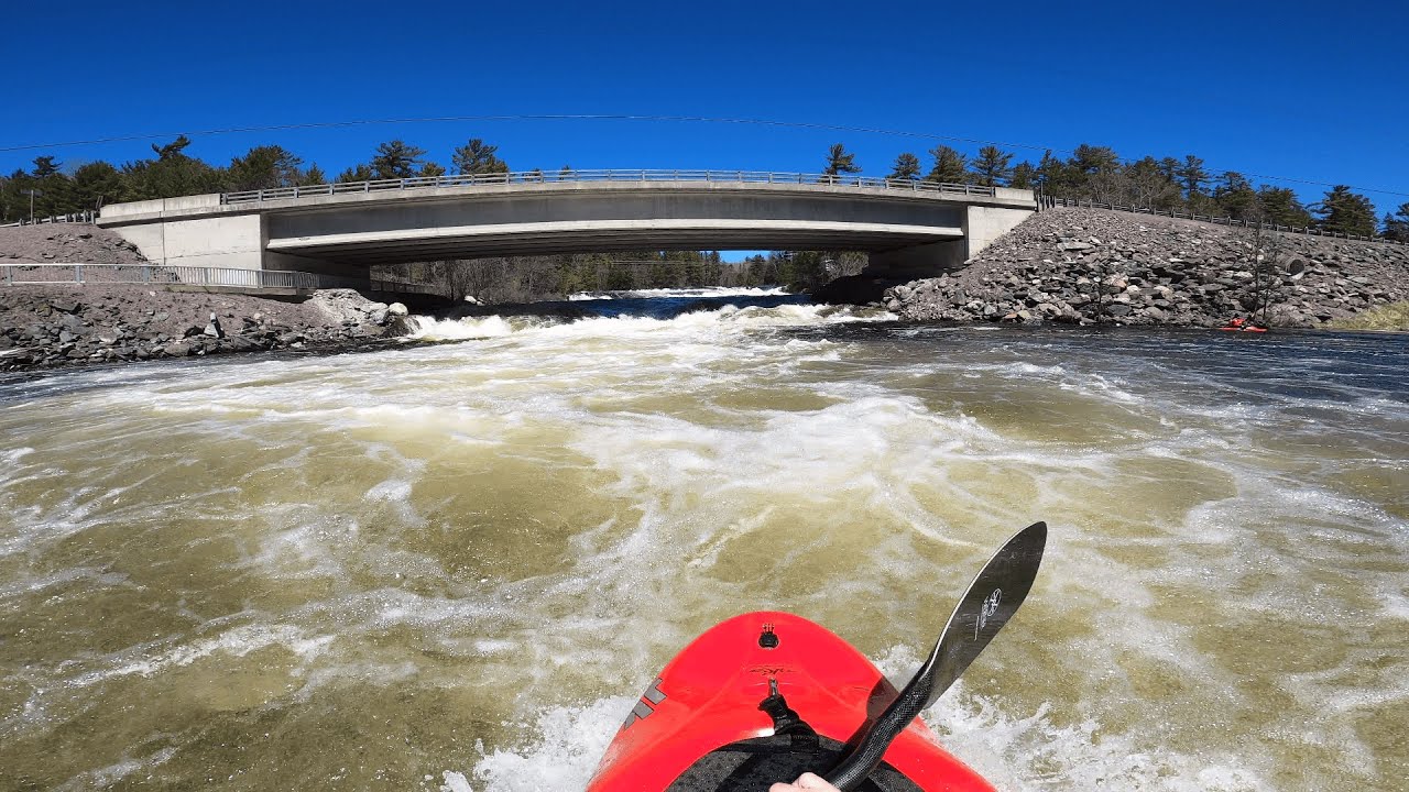 Paddling Serpent River at Highway 17