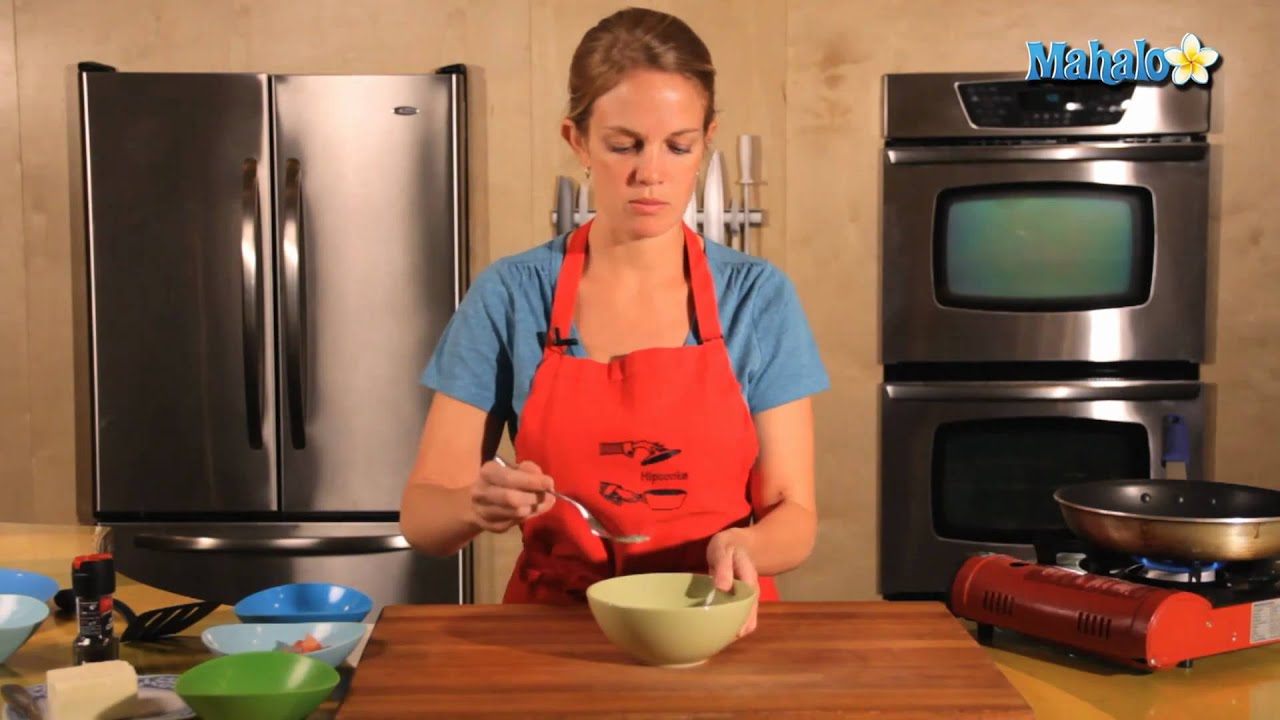 How to Make Scrambled Eggs with Feta