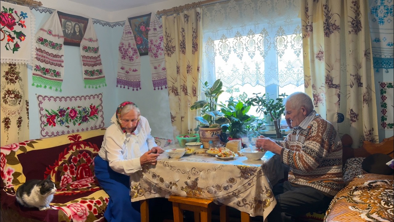 Grandma Maria & Grandpa Vasyl&rsquo;s Simple Mountain Life 🌄 | Goats, Cooking & Forest Work 🌲🐐