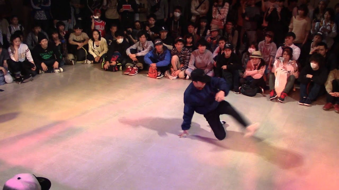 BACCHO vs KaKu_Be.b-boy_2013.5.4