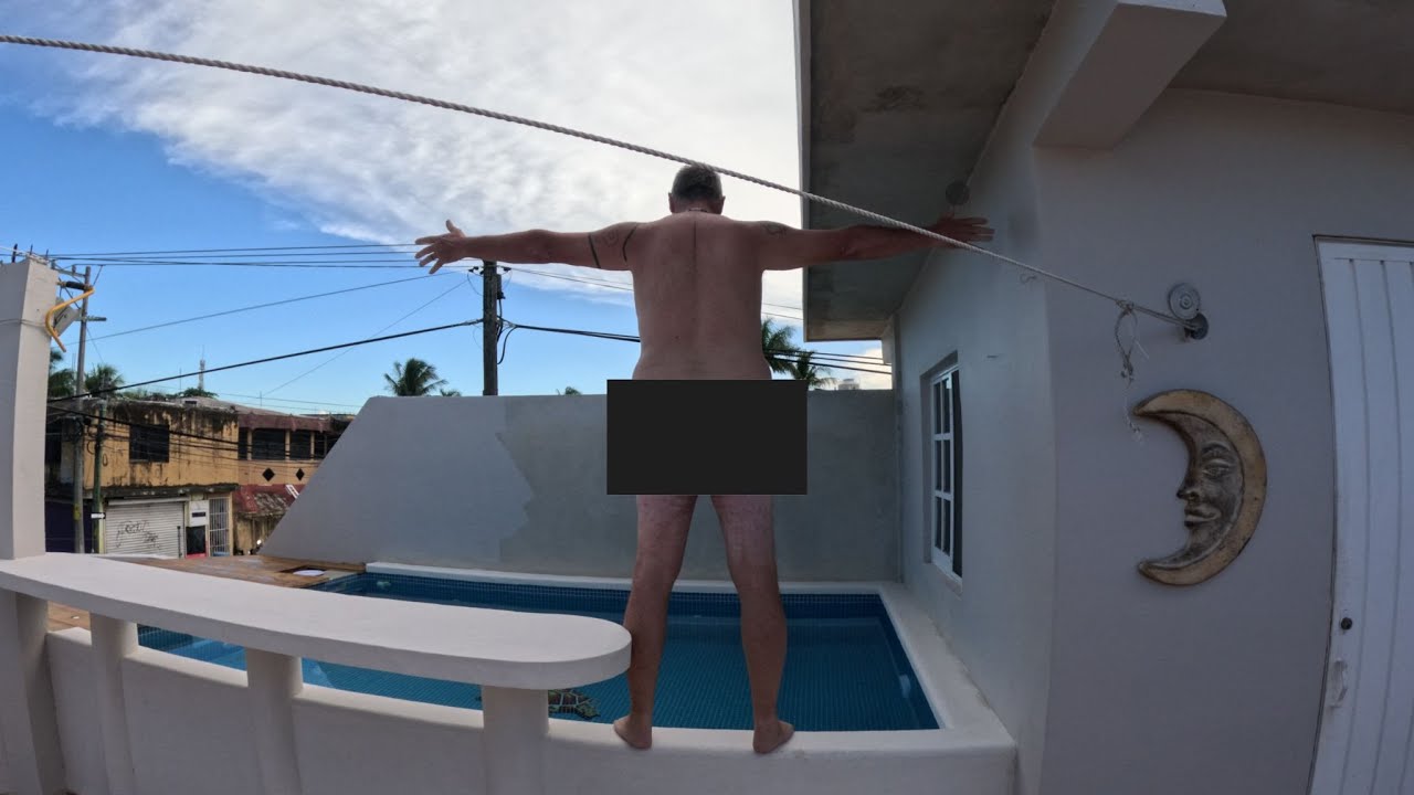 Pool build in Cozumel: 61 days in 24 minutes