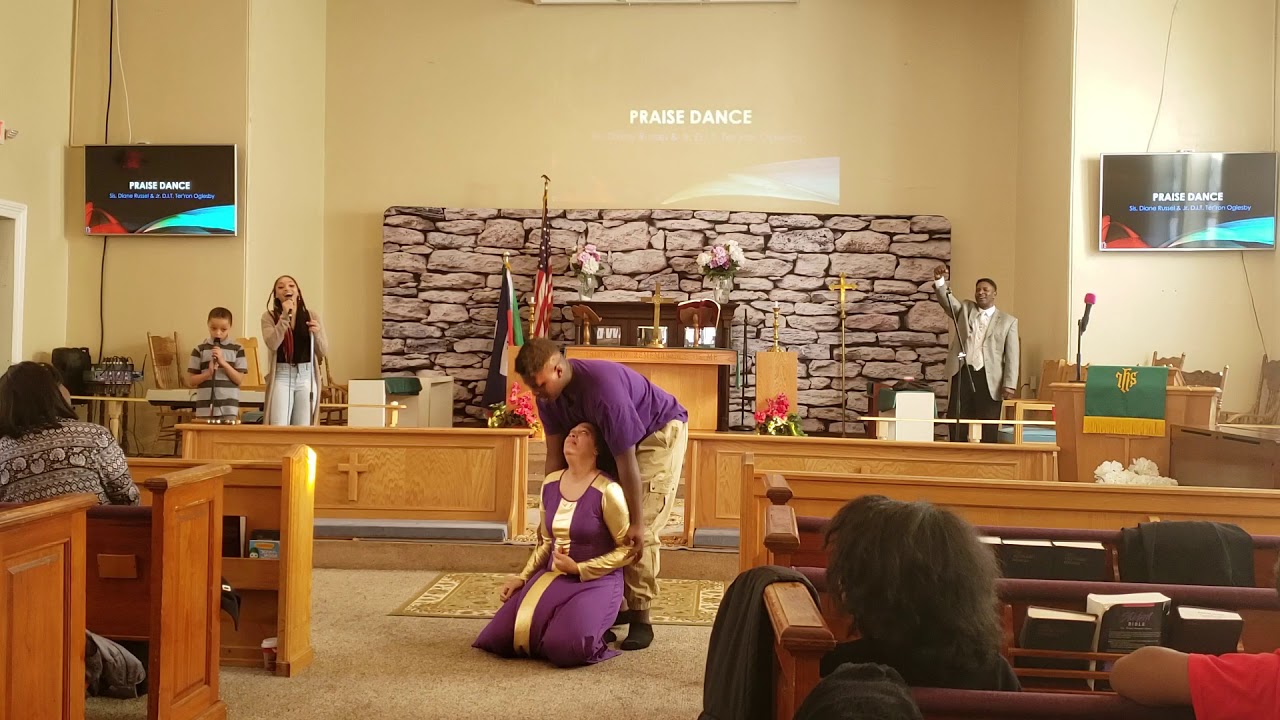 Gracefully broken tasha cobbs (praise dance)