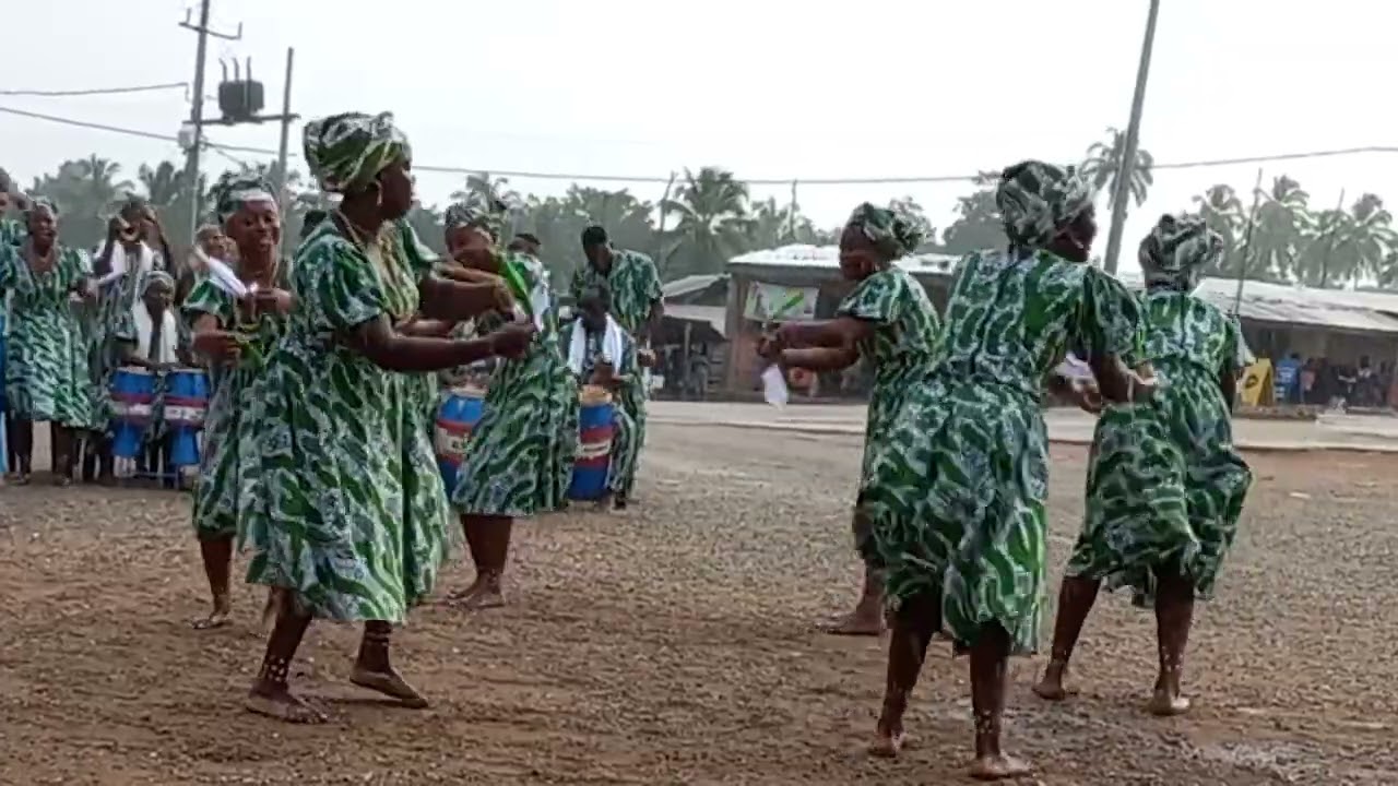 Amenuveve Bɔbɔbɔ tso Tove Ahuŋdzo ʋli ho kalẽtɔe le Kpele Aɖeta