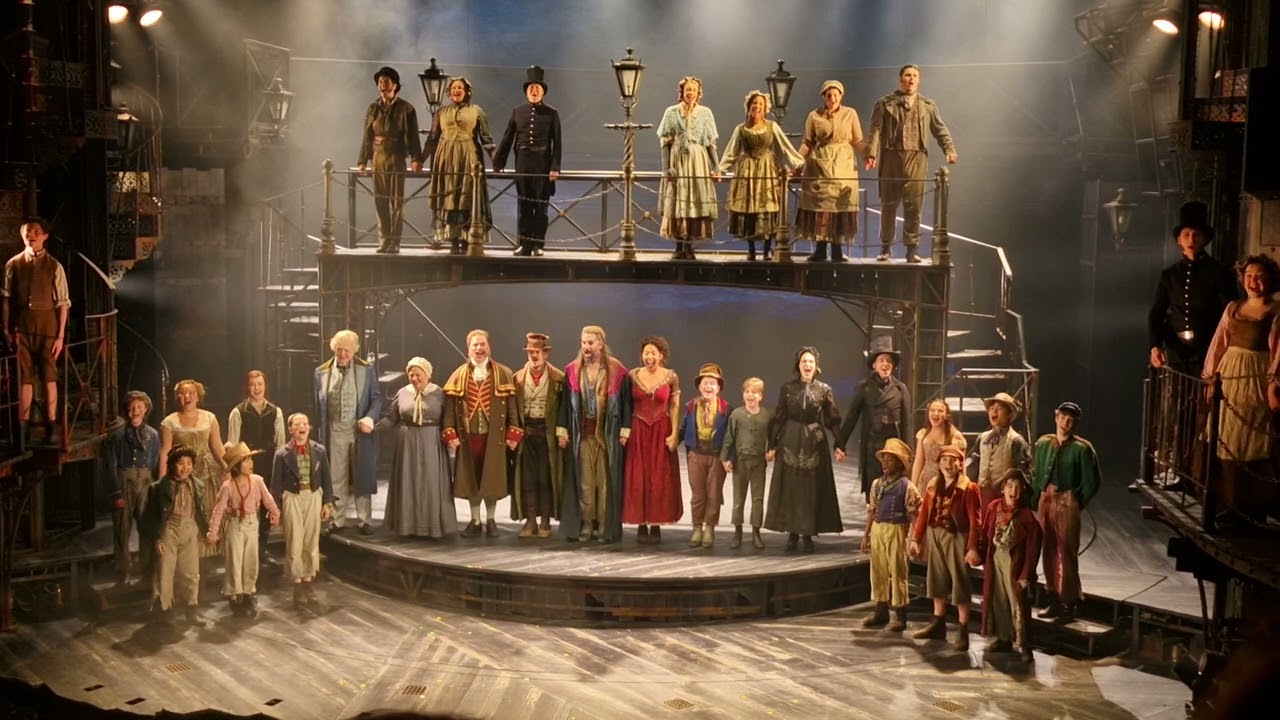 Oliver @ London West End - Curtain Call