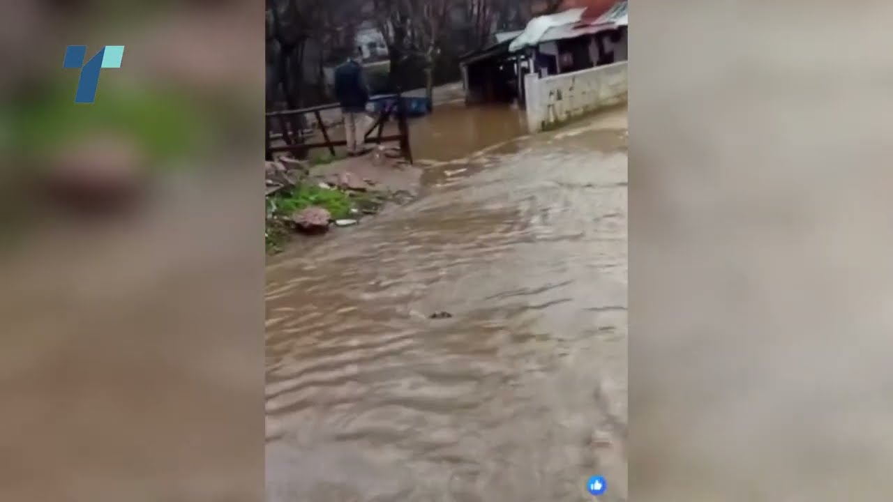 Се излеа Зајашка Река – поплавени улици и домови во Кичево, евакуирани над 200 жители