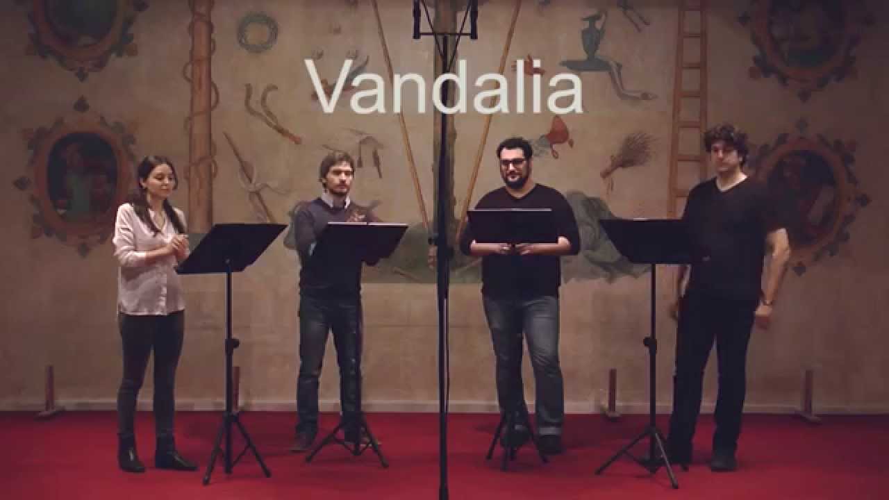 VANDALIA. Si no os uviera mirado