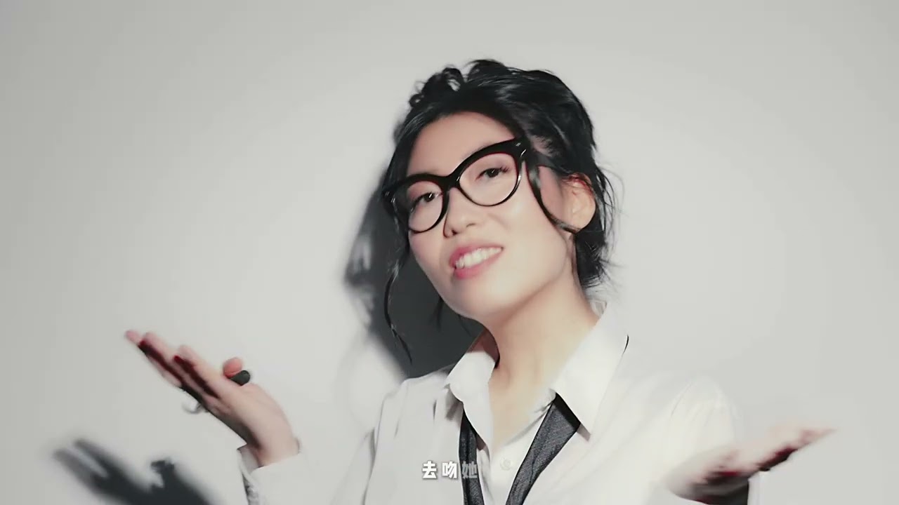曲婉婷 Wanting -【去吻她 Go Kiss Her】More Than That 中文版 (Official Music Video)