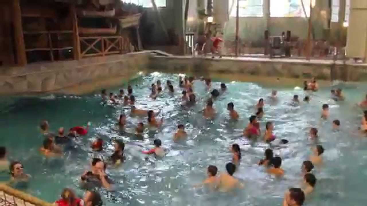 Wave Pool @ Great Wolf Lodge in WA