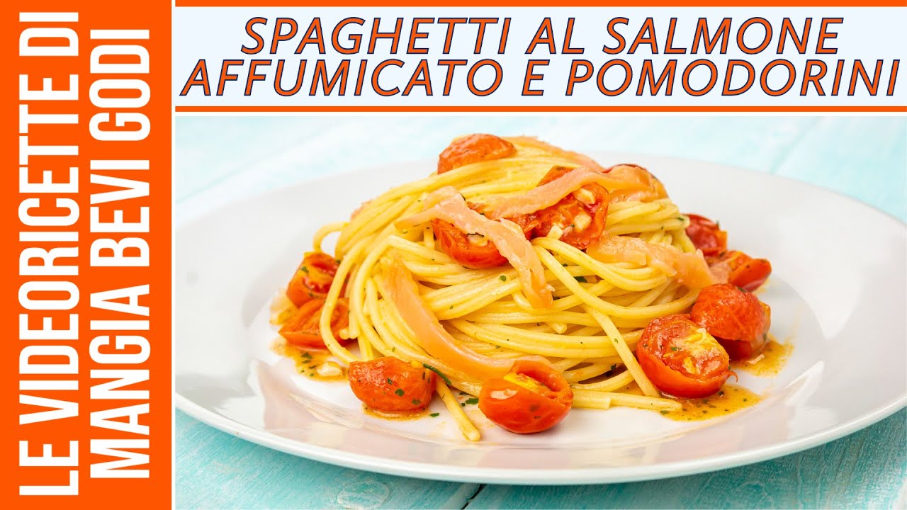 Spaghetti al salmone affumicato e pomodorini | PASTA CON SALMONE AFFUMICATO VELOCE E SFIZIOSA