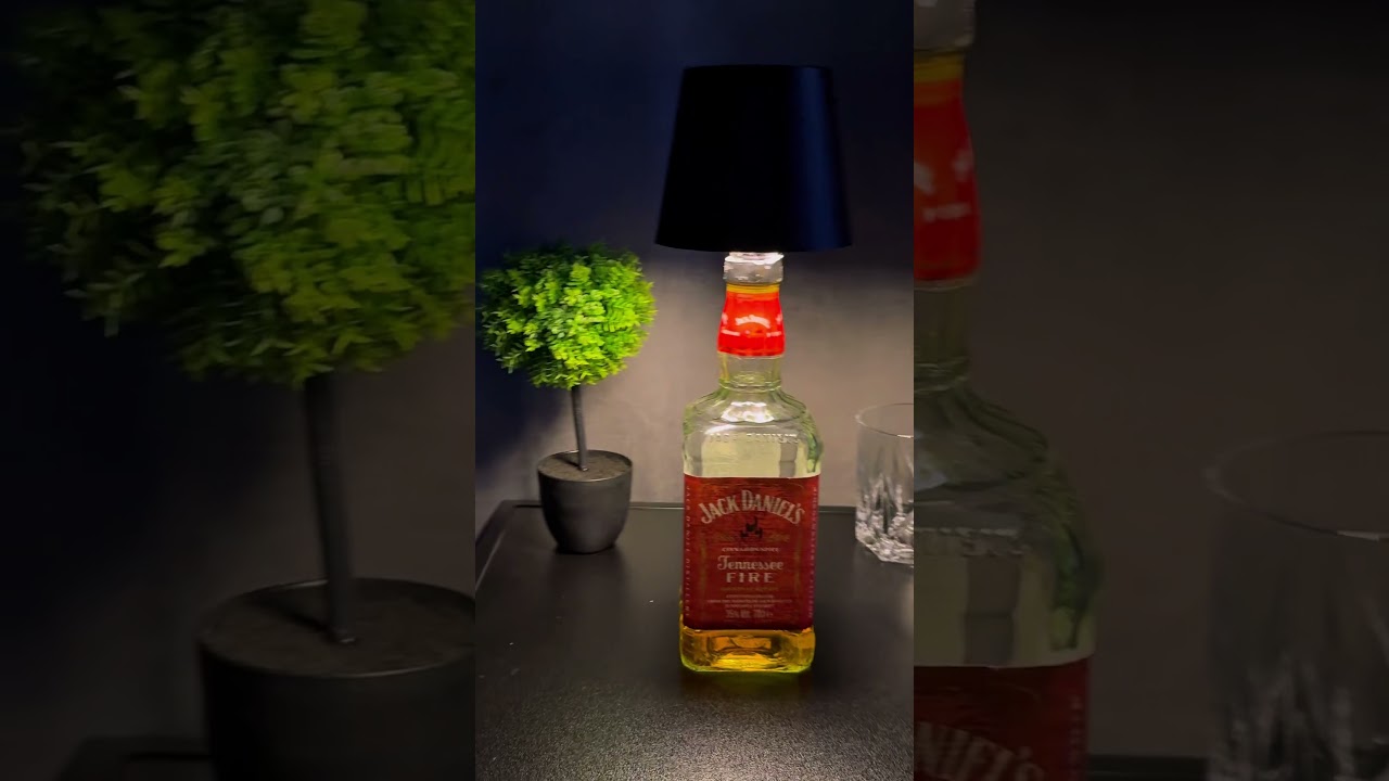 Jeden element zmienia wszystko🤩 sprawdź sam jak możesz wykorzystać stare butelki. luminoralight.pl