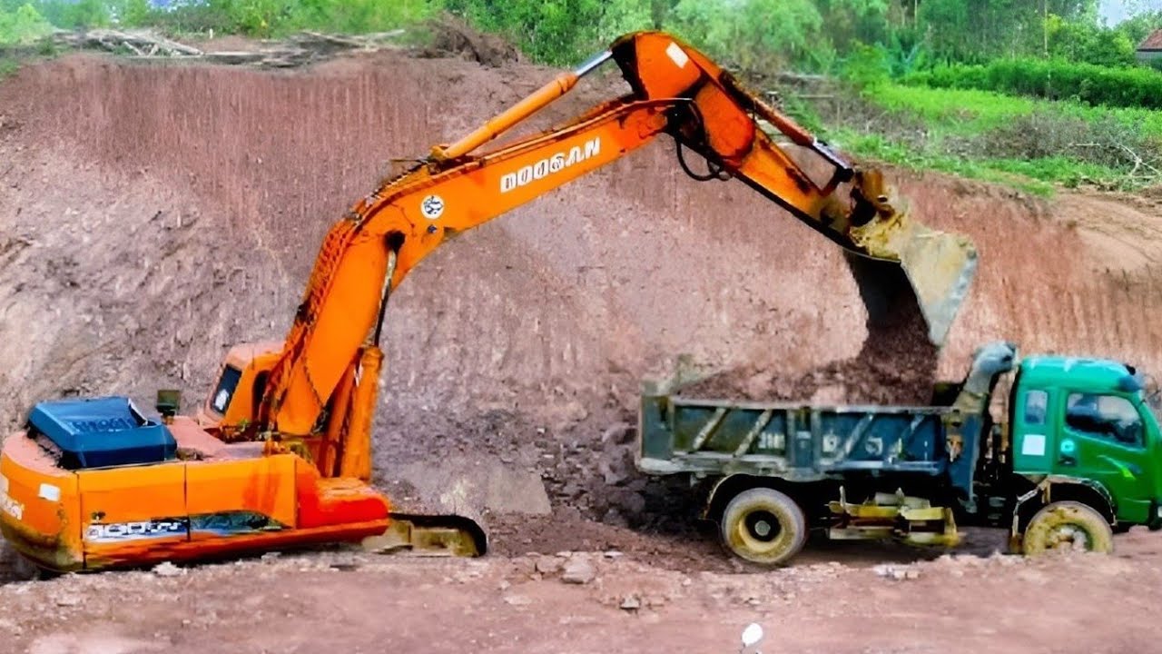 Tổng Hợp M&aacute;y X&uacute;c Đ&agrave;o, M&uacute;c Đất L&ecirc;n Xe &Ocirc;T&ocirc; Tải Ben | Excavator, Loading Soil On DumpTruck | #excavator