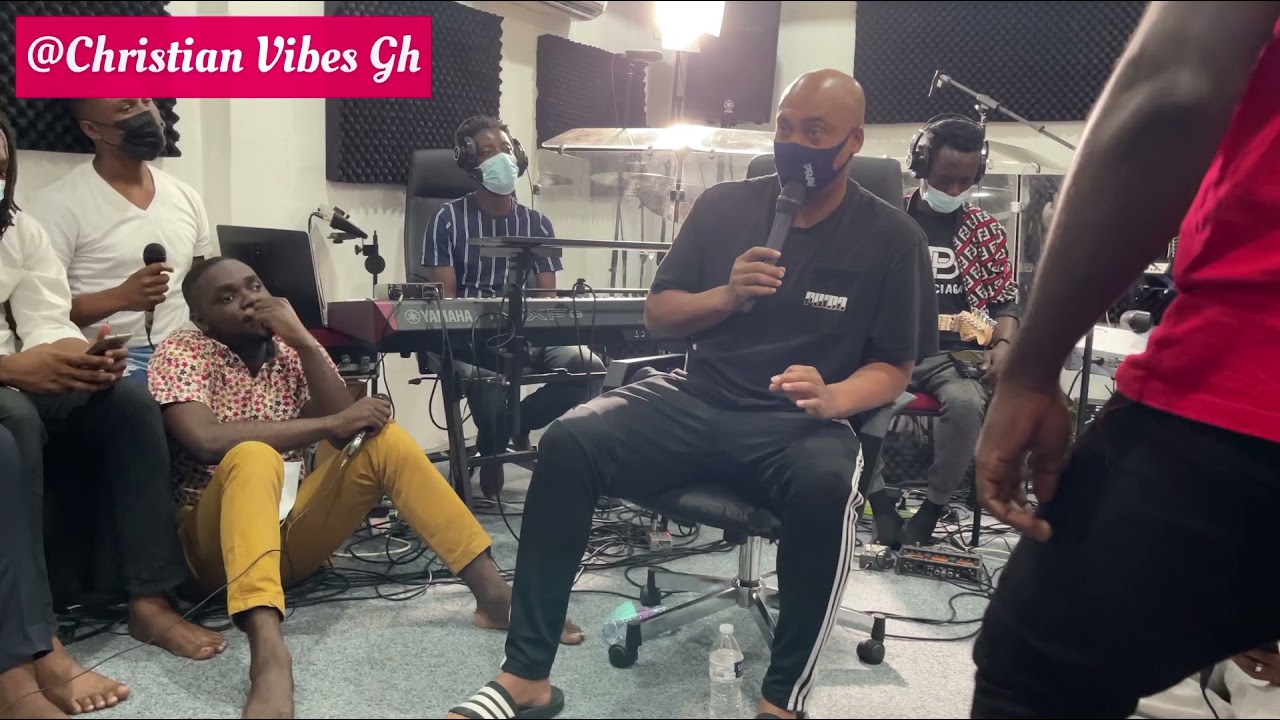 Phil Thompson Shocked and confesses his love for Tehillah Backing Vocalists At Rehearsals👏🇬🇭.
