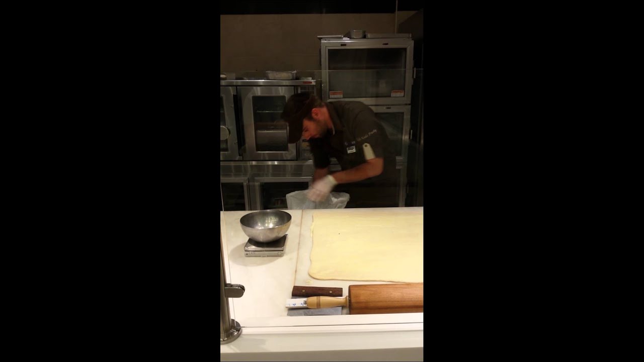 Cinnabon rolling