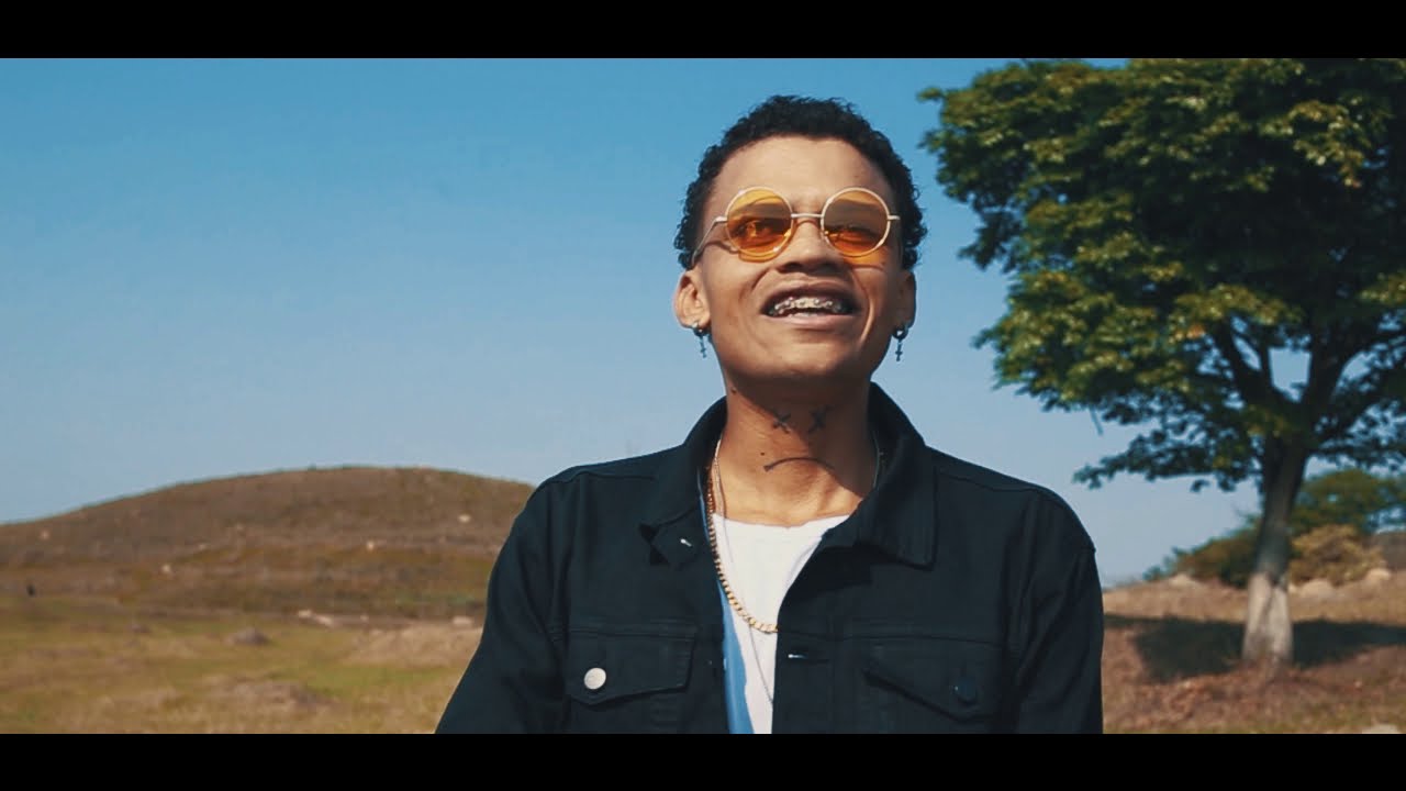 Aleck Johnson - Real RockStar (V&iacute;deo Oficial)