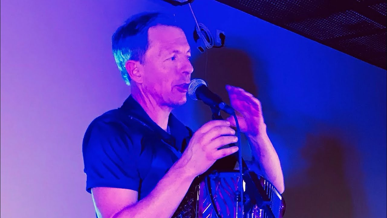 Bernard Gaches.. medley folklore “ La Croix de Mille “