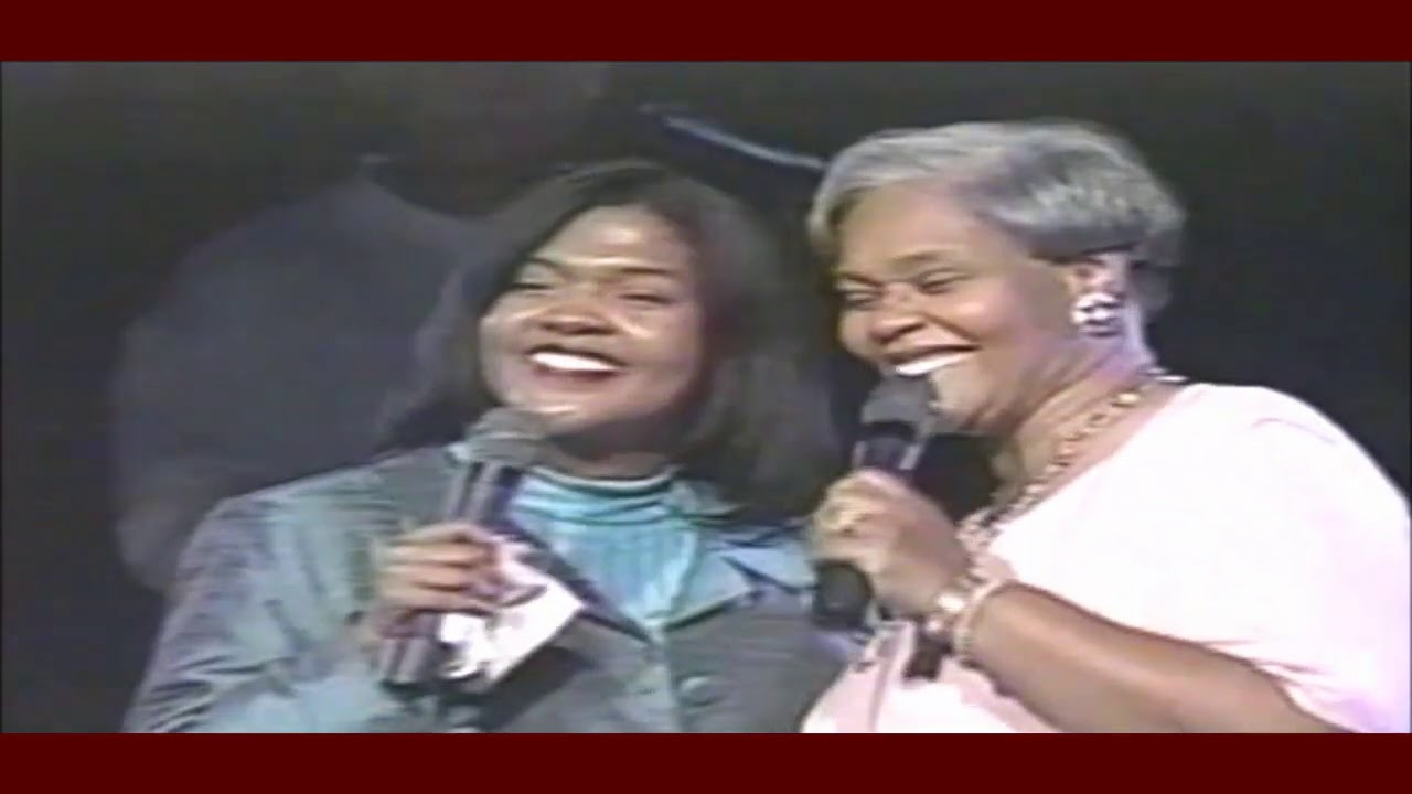 BeBe Winans surprises sister CeCe Winans in Concert featuring Mama Winans