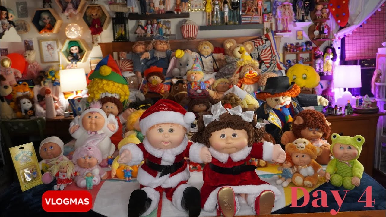 My entire cabbage patch kid collection & 2 New Christmas kids from babyland general ~Vlogmas Day 4