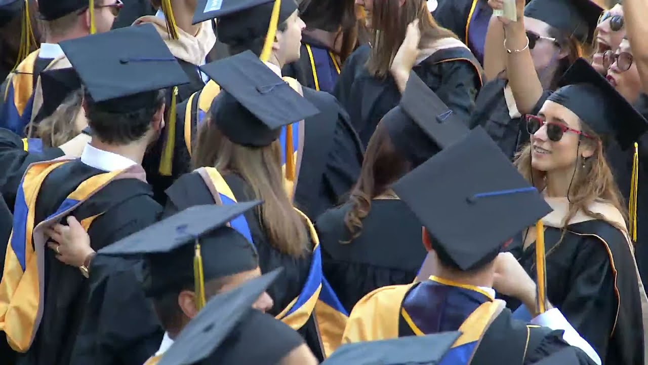 Церемония вручения дипломов MBA Haas 2022