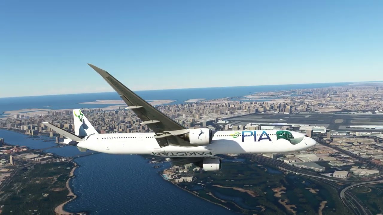 PIA Boeing 777 Crash Landing at Dubai