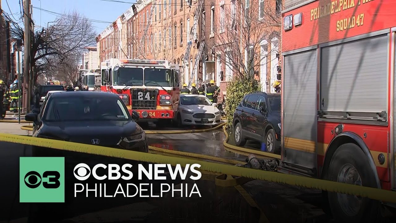 Man dead, 2 critically injured in Philadelphia house fire