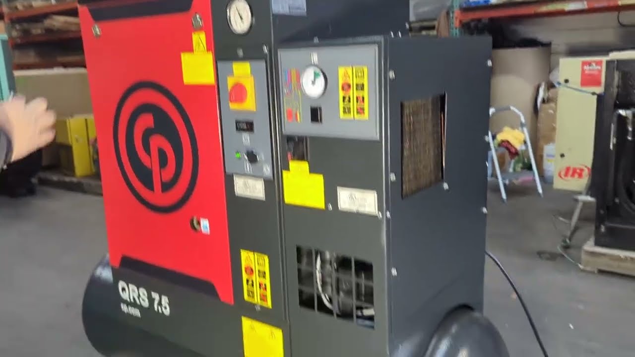 Винтовой воздушный компрессор Chicago Pneumatic мощностью 7,5 л.с. с осушителем воздуха и баком н...