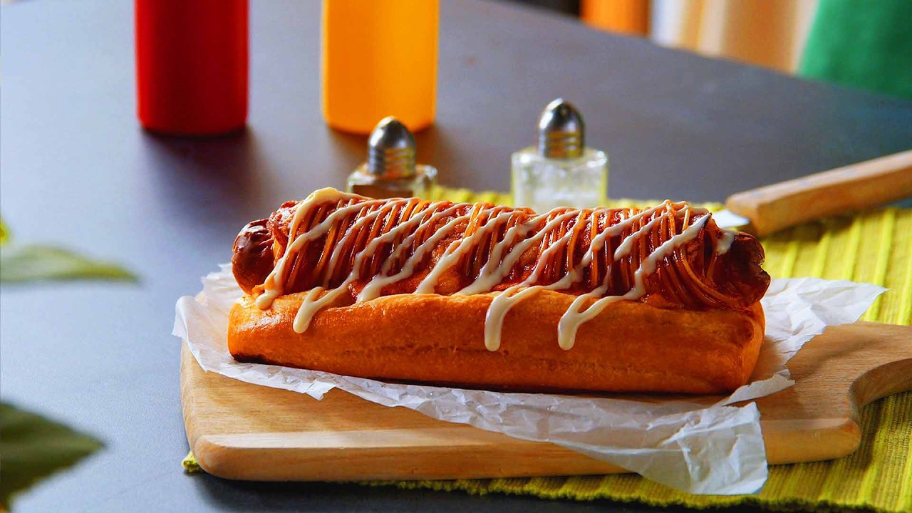 The Best New Way To Eat Hot Dogs: Cheesy Pepperoni Pizza Dogs Wrapped In Spaghetti!