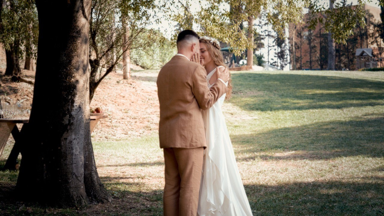 They jumped into the pool! Cozy Wedding at a Barcelona Villa | 4K