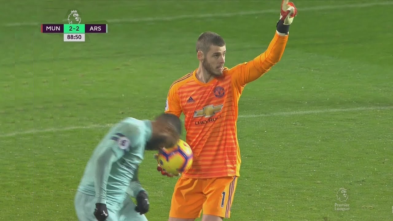 10+ Stealing The Ball From Goalkeepers - Goal or Not ?