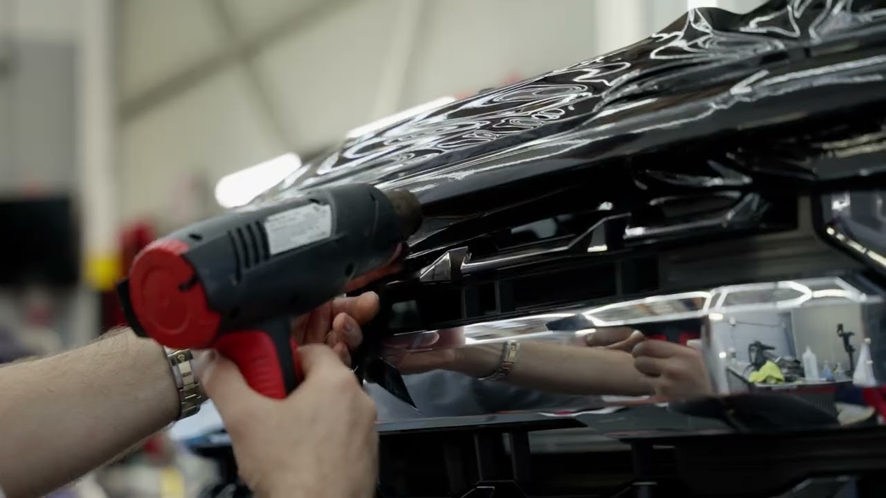 Chrome Delete on Chevrolet Silverado Grill