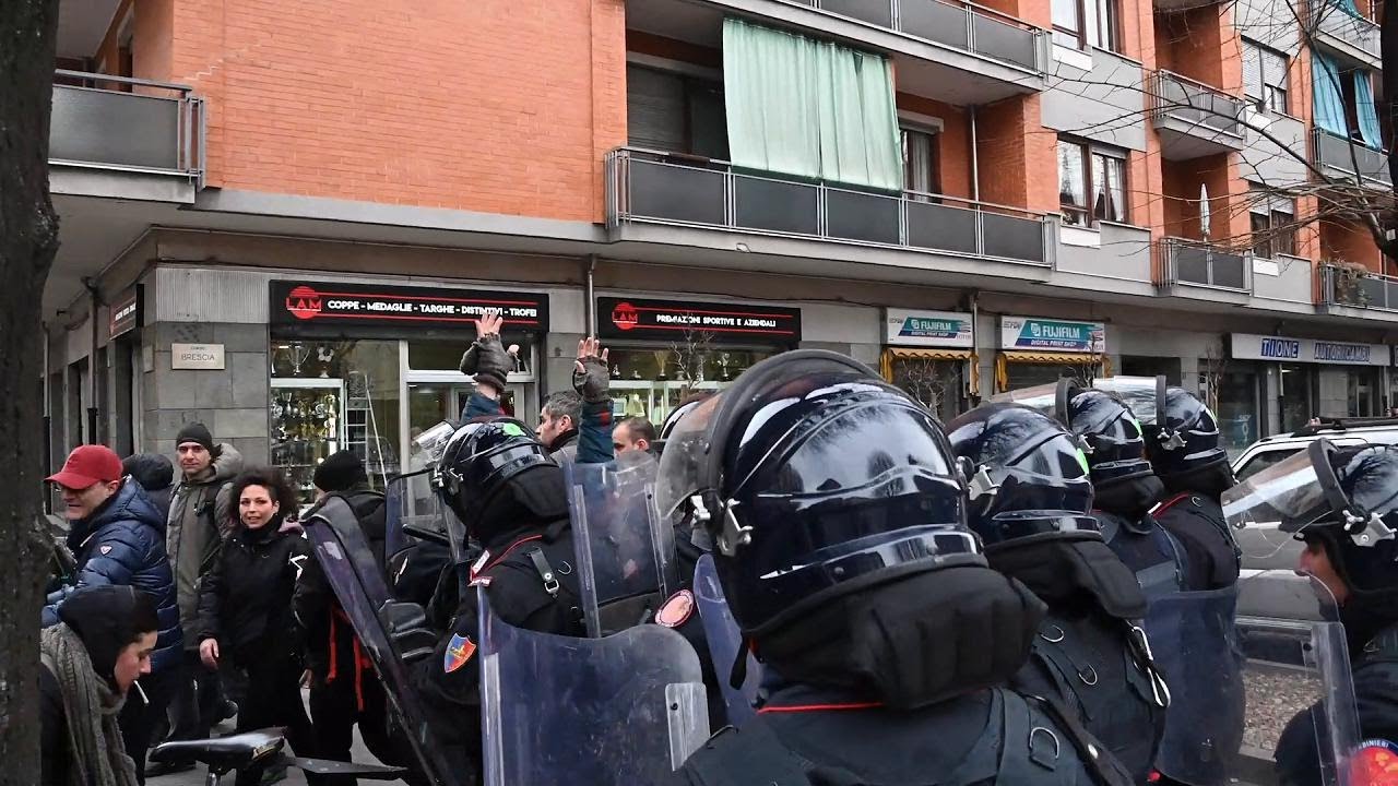 Torino, sgombero Asilo occupato: sei arresti per associazione sovversiva